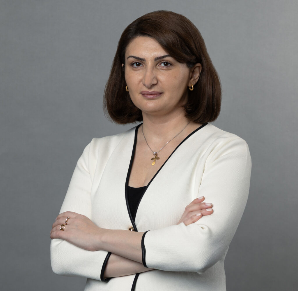 Nino Bukhnikashvili
